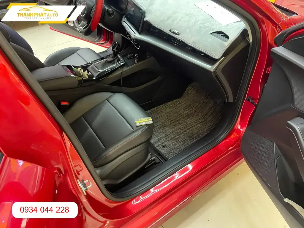 Thảm Lót Sàn Ô Tô MG5 mt Cao Cấp - Địa Chỉ Lắp Đặt Uy Tín, Giá Tốt Nhất TPHCM ảnh thực tế 2