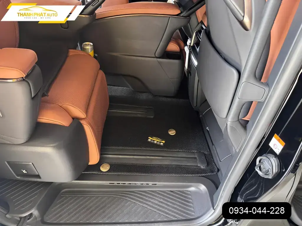 Thảm Lót Sàn Ô Tô Toyota Alphard 2026 - Địa Chỉ Thi Công Uy Tín TPHCM