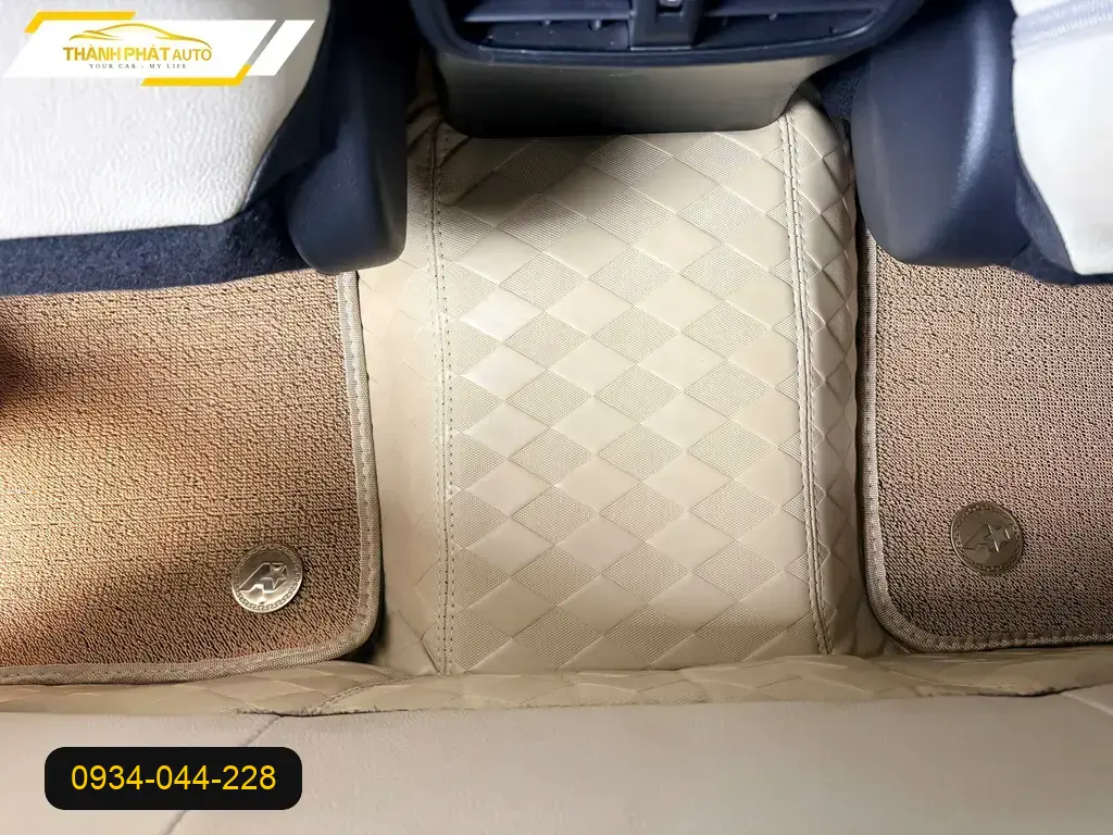 Thảm Lót Sàn Ô Tô Toyota Altis 2010 - Địa Chỉ Lắp Đặt Uy Tín TPHCM ảnh thực tế 2