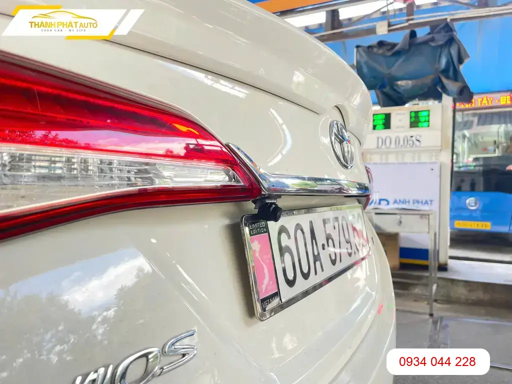 Anh Hưng lắp màn hình 13inch cho Toyota Vios 2019 tại Quận 9 ảnh thực tế 4