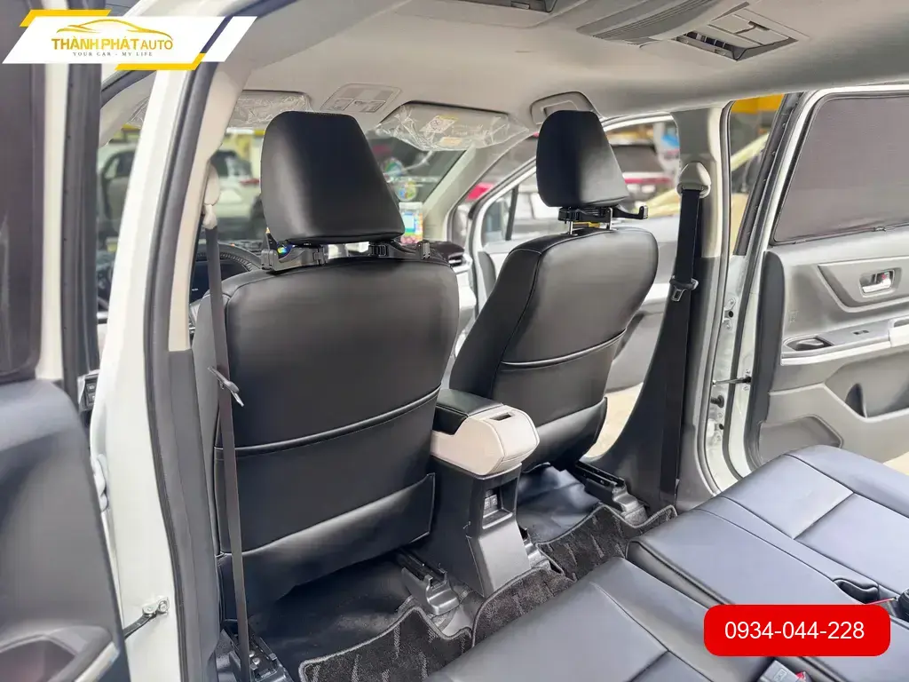 Anh Long bọc ghế da cho Veloz tại Quận 9 để nội thất xe thêm sang trọng ảnh thực tế 4