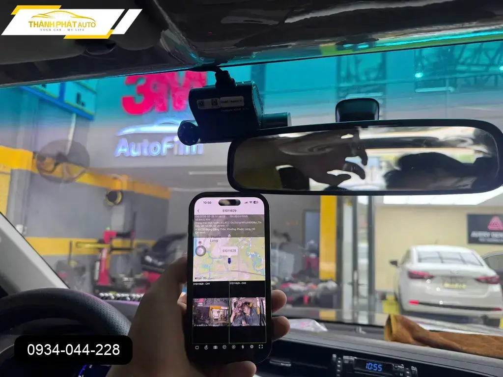 Camera Hành Trình Ô Tô Toyota Hilux - Trung Tâm Lắp Đặt Uy Tín TPHCM