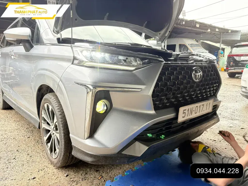 Độ Đèn Ô Tô Toyota Veloz - Địa Chỉ Độ Đèn Uy Tín TPHCM