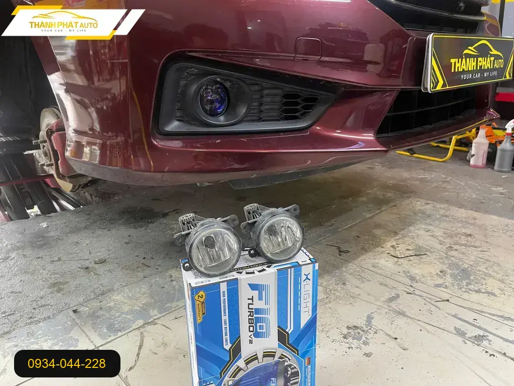 Anh Kiên lắp đèn F10 Turbo cho Honda City tại Quận 9 để tăng cường ánh sáng ban đêm ảnh thực tế 2