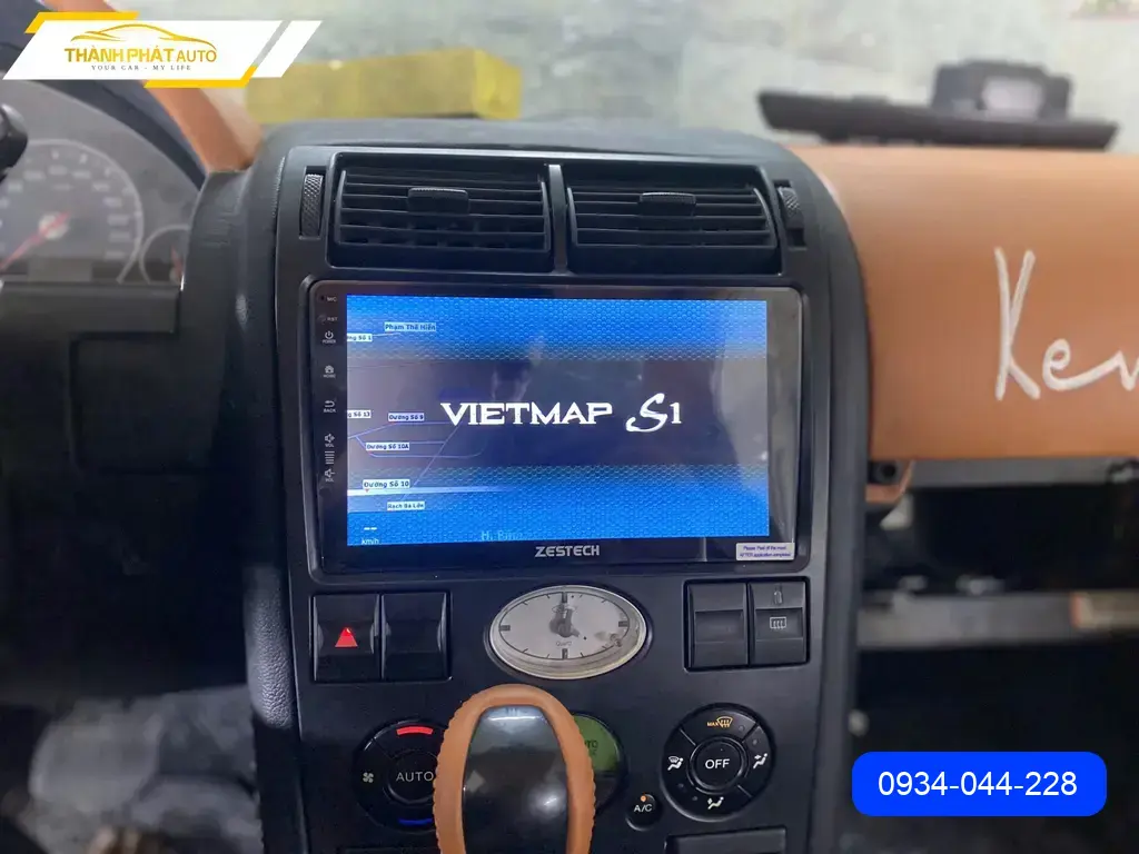 Màn Hình Android Ô Tô Ford Mondel - Trung Tâm Gắn Uy Tín Giá Tốt Hóc Môn