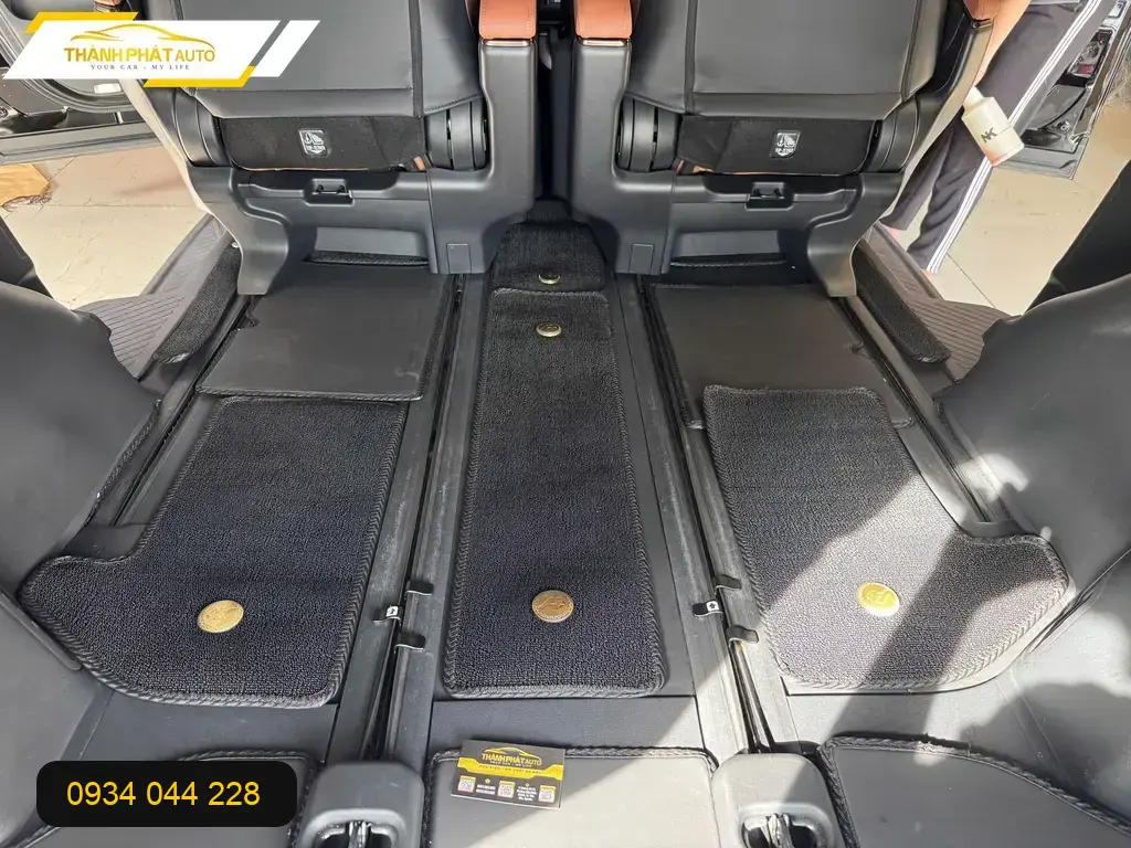 Thảm Lót Sàn Ô Tô Toyota Alphard - Nơi Bán & Lắp Đặt Giá Tốt TPHCM