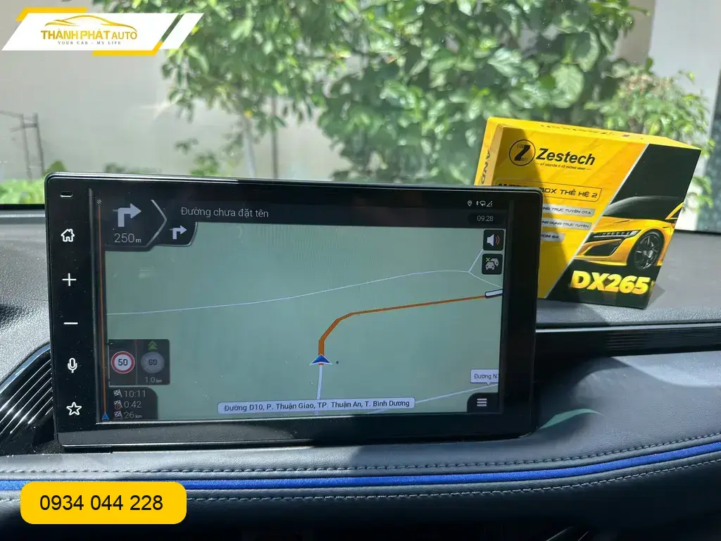 Chị Vân lắp Android box DX265 cho Yaris tại Quận 12 uy tín ảnh thực tế 5
