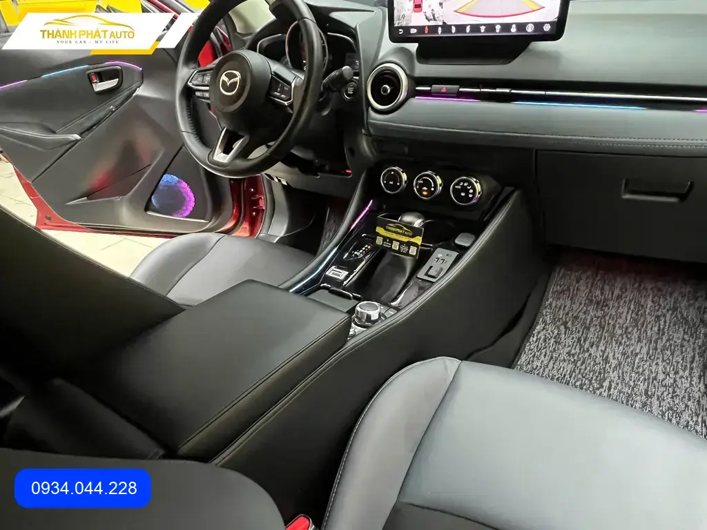 Chị Thư lắp bệ tỳ tay ô tô Toyota Vios tại Quận Thủ Đức để đỡ mỏi tay ảnh thực tế 4