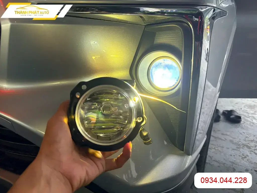 Anh Dũng độ bi gầm 301 cho Toyota Veloz tại Quận 12 chính hãng ảnh thực tế 3