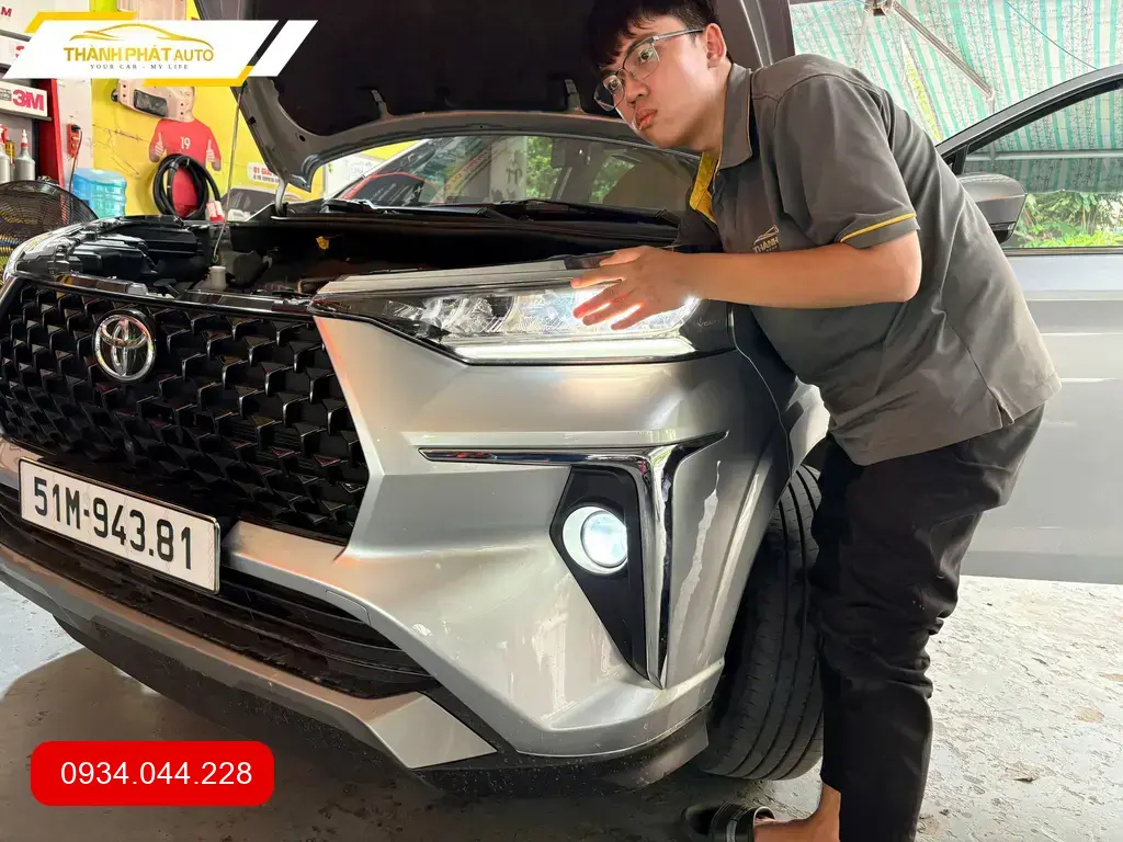 Anh Dũng độ bi gầm 301 cho Toyota Veloz tại Quận 12 chính hãng ảnh thực tế 5