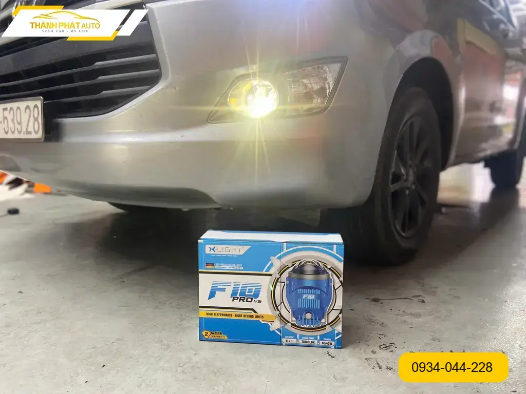 Anh Tùng độ bi gầm F10 pro V2 cho Innova 2017 tại Q12 vì đèn zin yếu ảnh thực tế 4