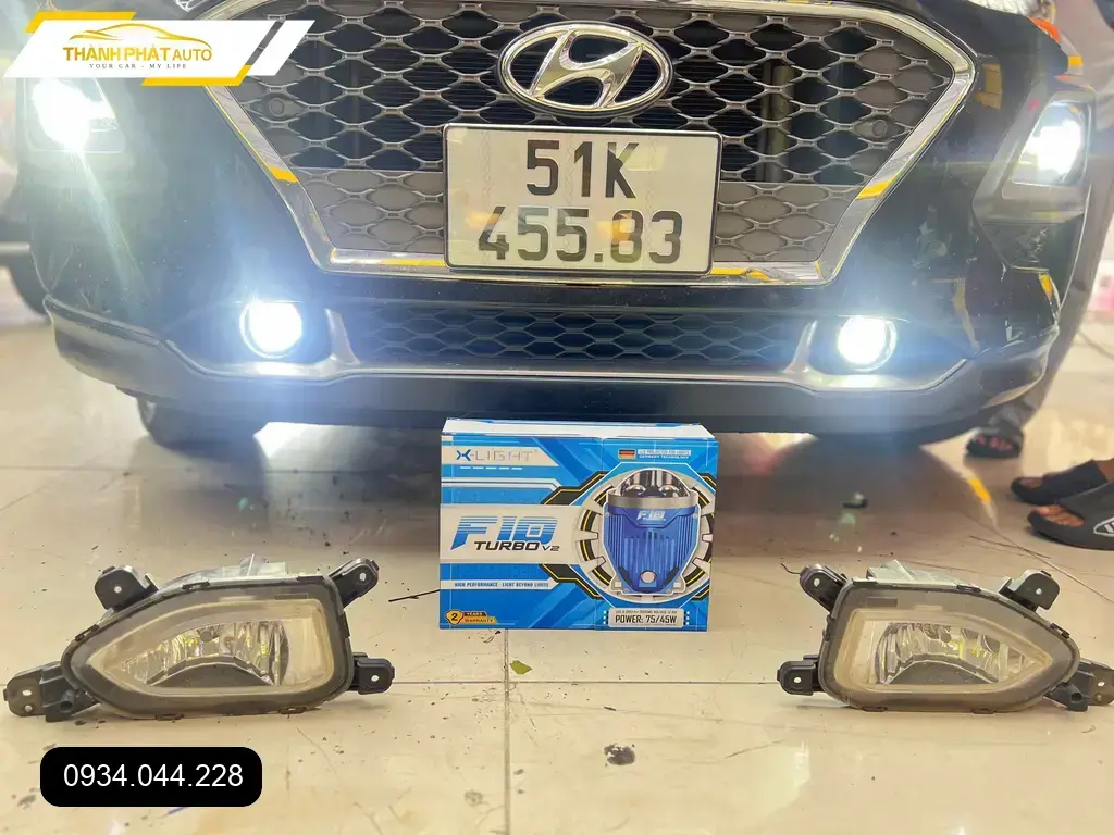 Anh Tấn độ bi gầm ô tô cho Hyundai Accent tại Quận 12 vì đèn zin yếu ảnh thực tế 4