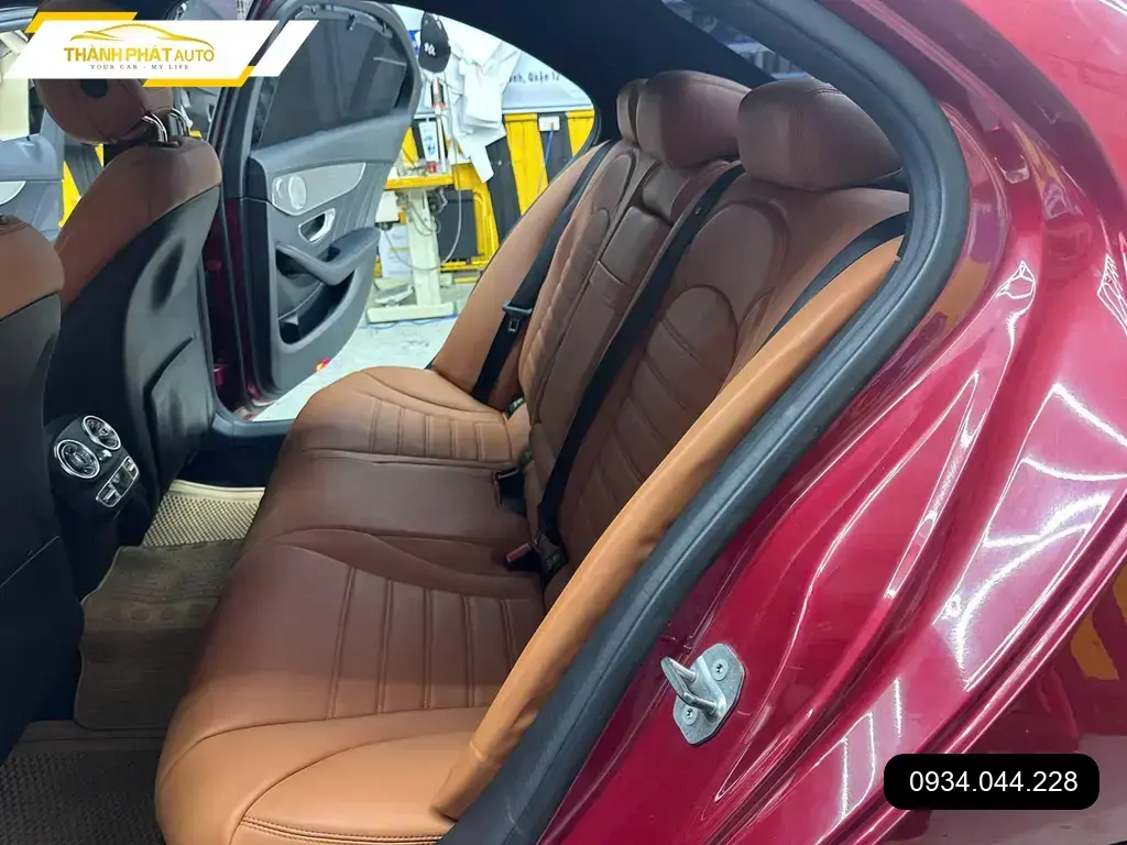 Anh Quốc bọc ghế da Nappa Mercedes C300 Quận 12 để nội thất sang trọng hơn ảnh thực tế 3