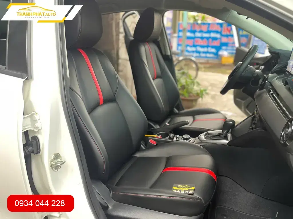 Chú Hưng bọc ghế da ô tô Kia K3 tại Quận 12 để làm mới không gian xe ảnh thực tế 3
