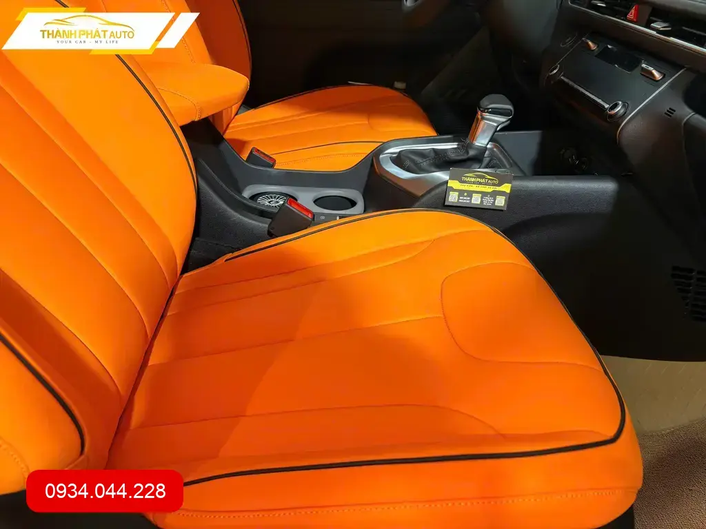 Anh Quang bọc ghế da ô tô cho Hyundai Accent tại Quận 12 để nâng tầm nội thất