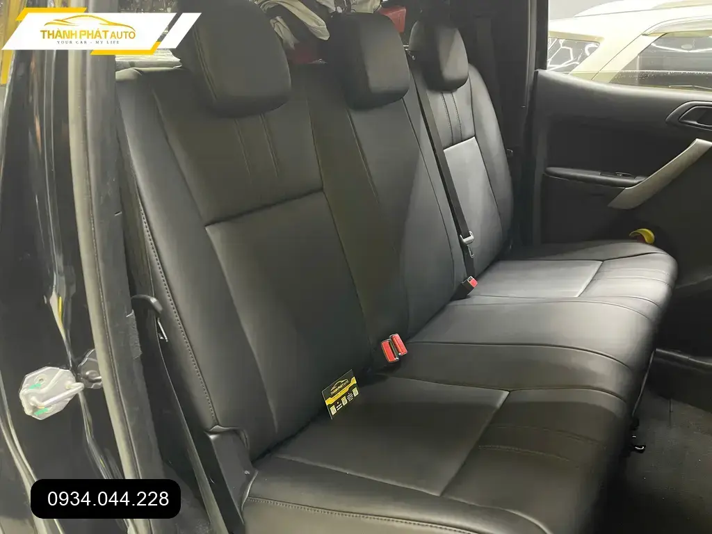 Anh Minh bọc ghế da ô tô Hyundai Accent ở Thủ Đức, nâng tầm nội thất xe ảnh thực tế 2