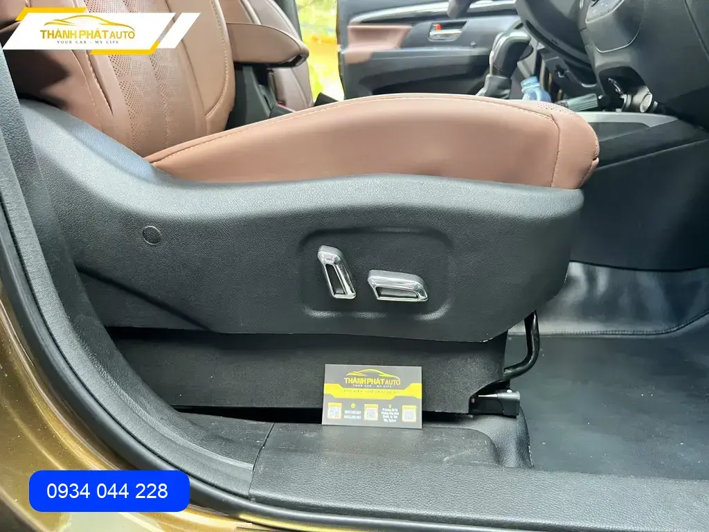 Cô Thanh bọc ghế da Hyundai Accent Quận 12 nội thất xe sang trọng hơn ảnh thực tế 2