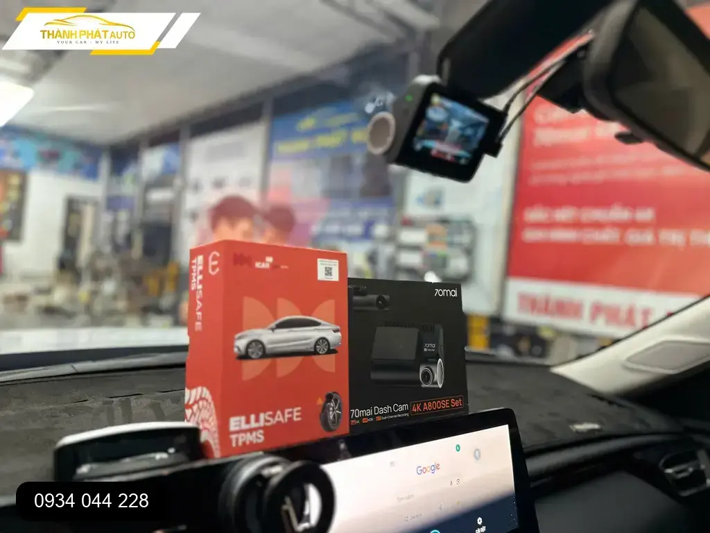 Anh Kiên lắp cảm biến áp suất lốp Destinator cho Hyundai Santa Fe tại Quận 12 ảnh thực tế 2