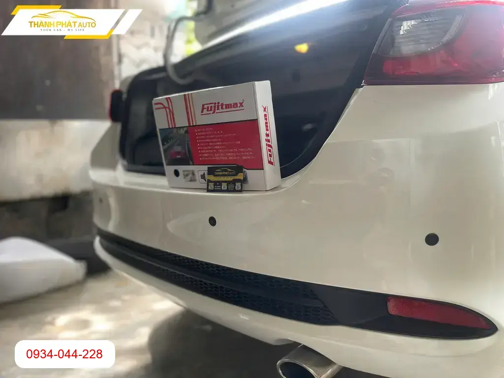 Chị Thanh lắp cảm biến va chạm 6 mắt ô tô Hyundai Creta tại Quận 12 ảnh thực tế 2
