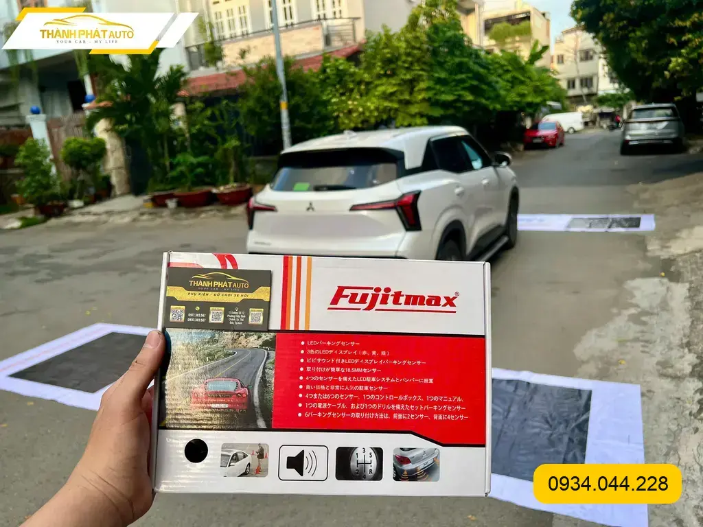 Anh Khôi lắp cảm biến va chạm ô tô cho Honda CR-V để đỗ xe an toàn tại Quận 12 ảnh thực tế 2