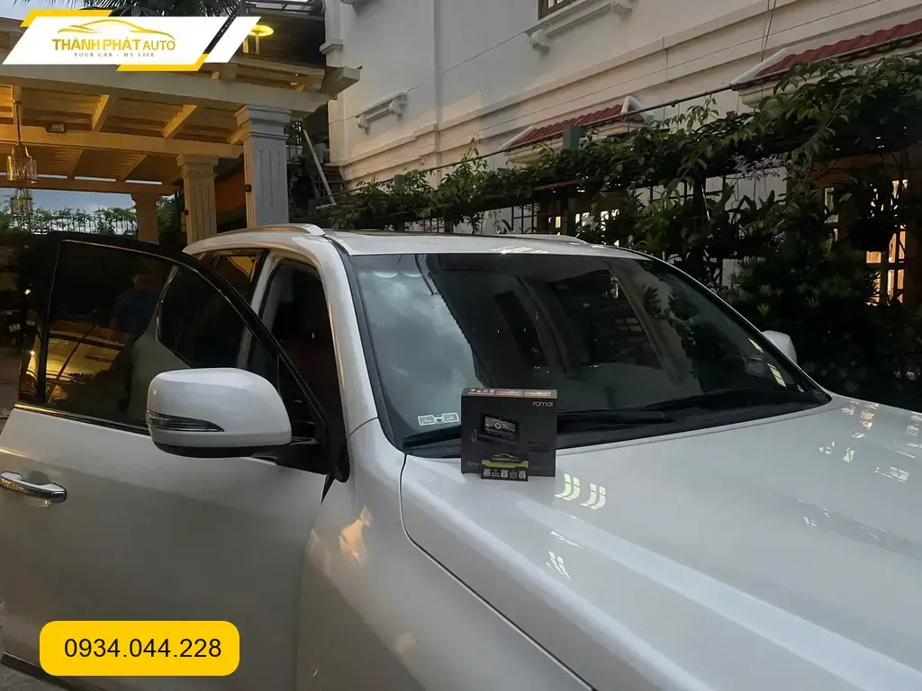 Anh Dũng lắp cam 70mai cho Lexus 570 Quận 9 cần ghi hình rõ nét