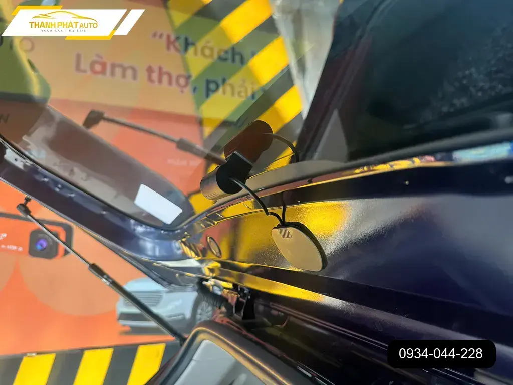 Anh Nam lắp cam hành trình Vietmap ô tô Honda CRV tại Quận Thủ Đức ảnh thực tế 3