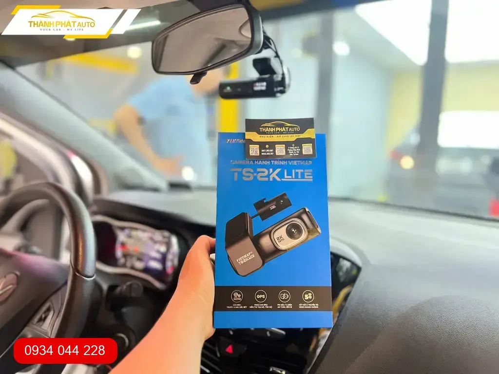 Anh Dũng lắp Cam Hành Trình Vietmap Ô Tô cho Kia K3 Quận 9, an tâm lái xe