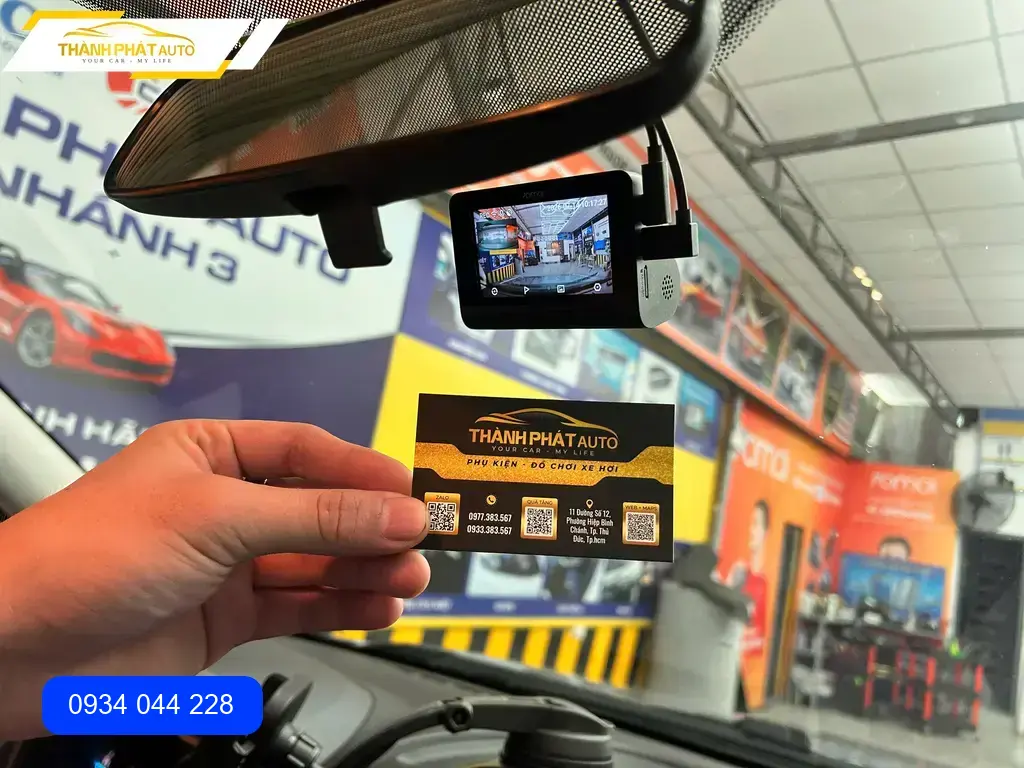 Anh Tấn lắp camera hành trình ô tô Honda CRV tại Quận Thủ Đức ảnh thực tế 3