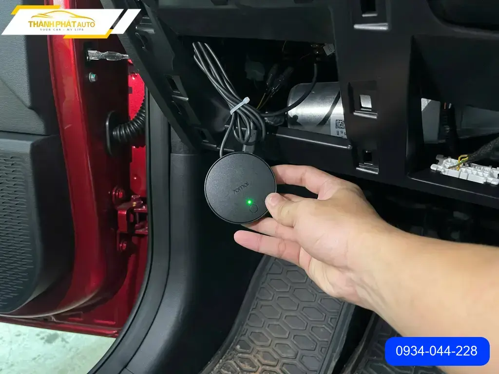 Chị Hằng lắp camera hành trình ô tô Honda CRV tại Quận 12 ảnh thực tế 4