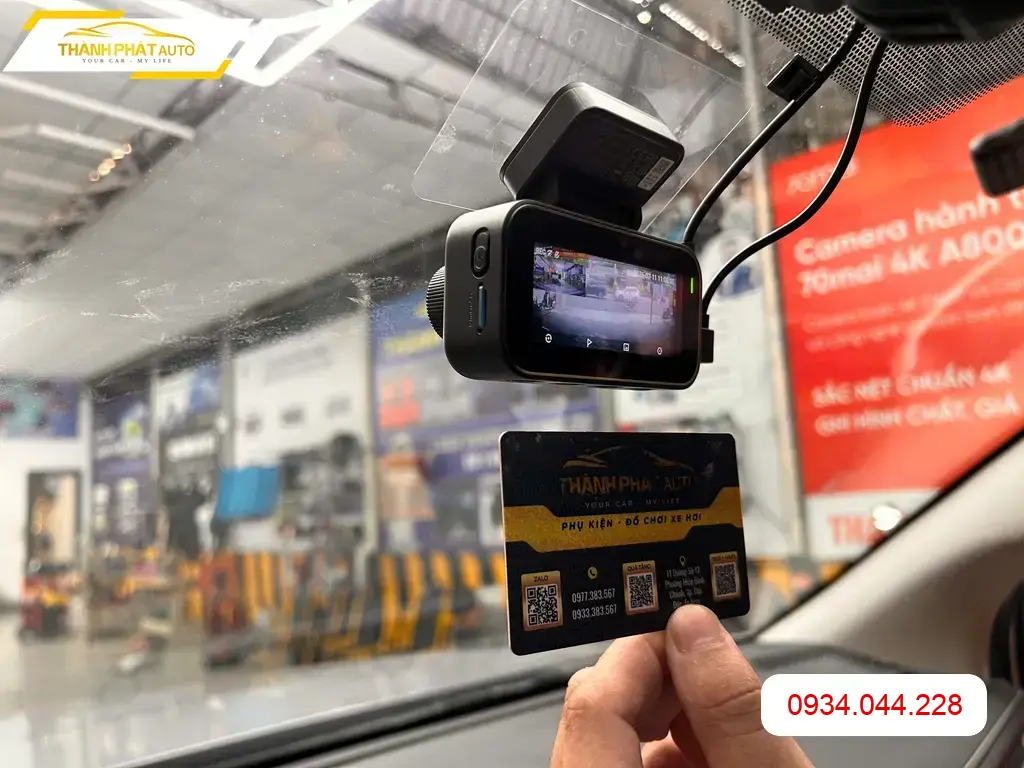 Anh Minh lắp camera hành trình ô tô Honda CRV tại Thủ Đức tránh phạt nguội ảnh thực tế 3