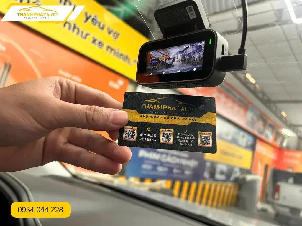 Anh Minh lắp camera hành trình ô tô Honda CRV tại Thủ Đức tránh phạt nguội ảnh thực tế 5