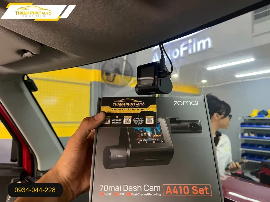Anh Bảo lắp Camera hành trình cho VinFast VF3 tại Quận 12 sau vụ va chạm nhỏ