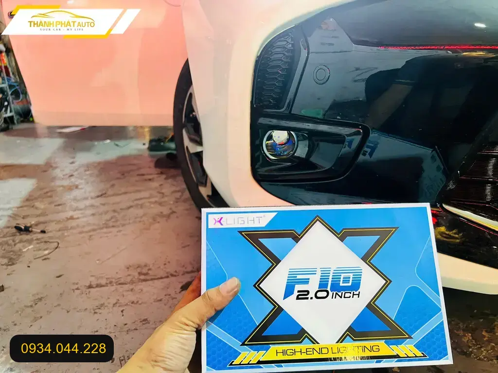 Anh Vĩnh độ đèn ô tô Hyundai Creta tại Quận 12 vì đèn zin kém sáng ảnh thực tế 2