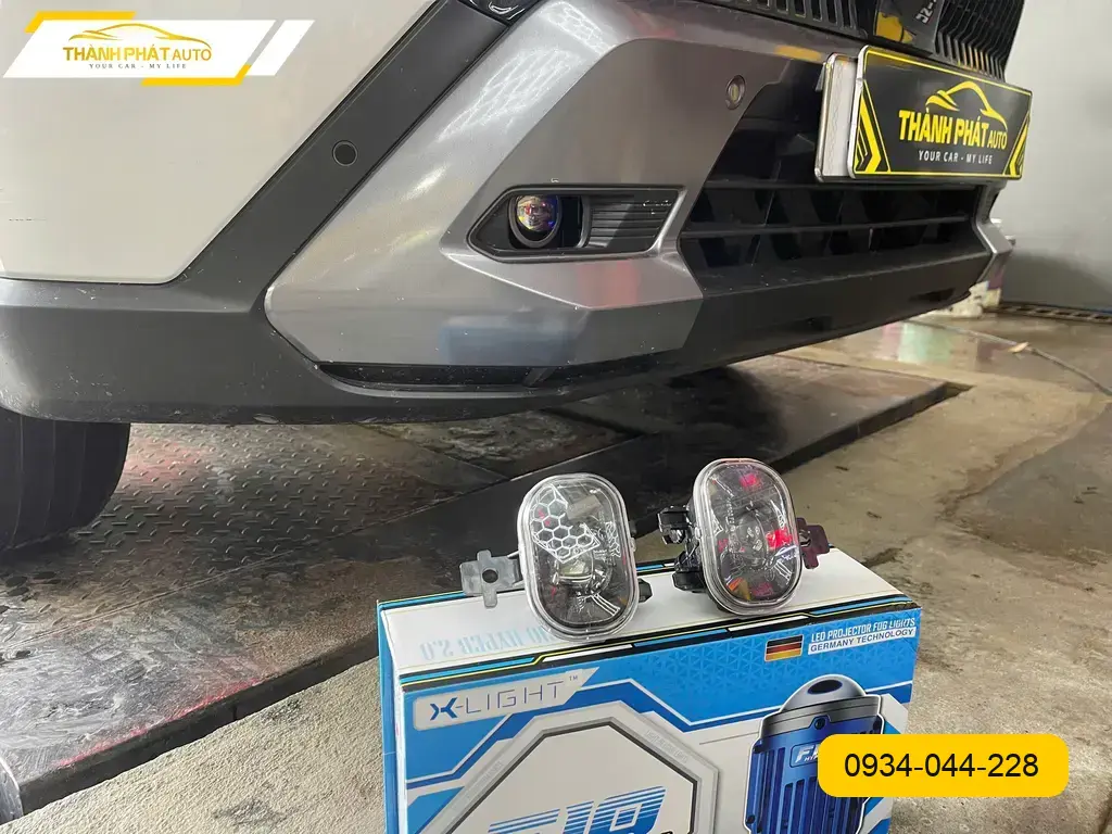 Anh Quý độ đèn ô tô cho Hyundai Creta tại Quận 9 vì đèn zin quá yếu khi trời mưa ảnh thực tế 2