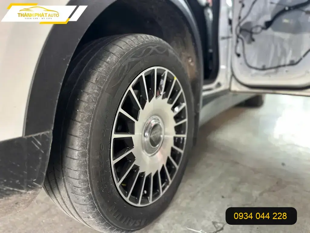 Anh Kiệt độ mâm Limo Green cho Mazda 3 tại Quận 12 để nâng tầm diện mạo xe ảnh thực tế 2