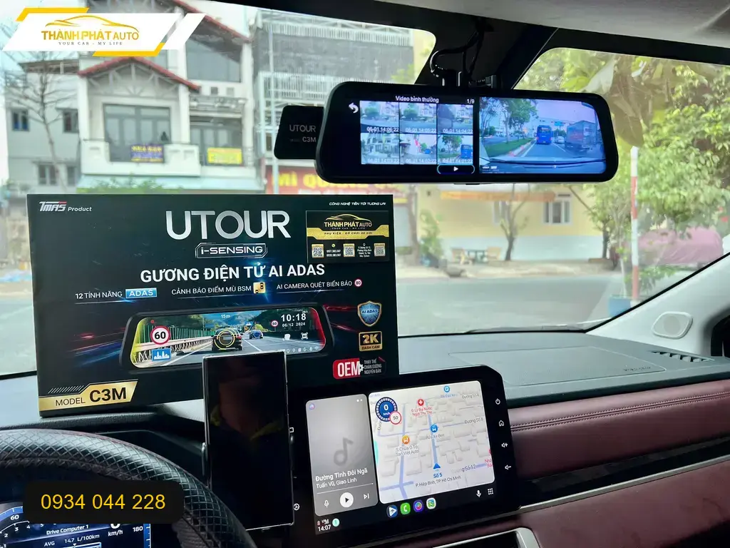 Anh Tài gắn Gương điện tử Utour cho Kia K3 ở Quận Thủ Đức tiện lợi hơn