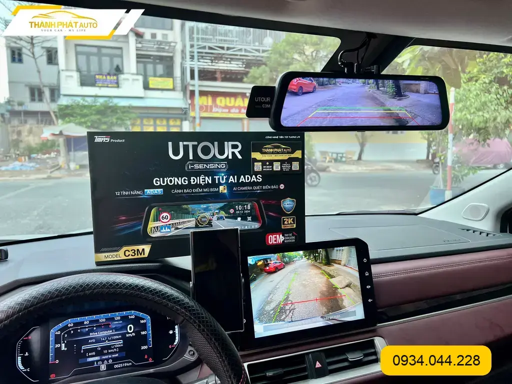 Anh Tài gắn Gương điện tử Utour cho Kia K3 ở Quận Thủ Đức tiện lợi hơn ảnh thực tế 5
