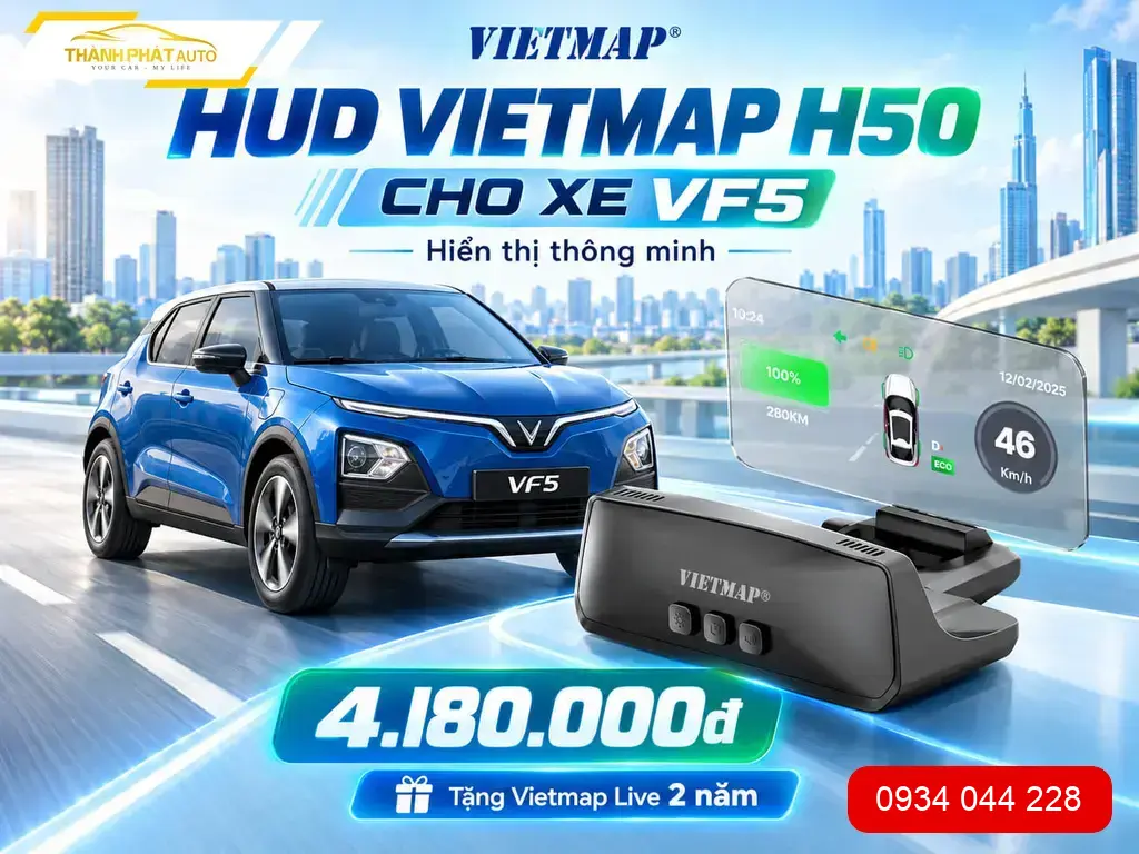 Chị Thanh lắp HUD Vietmap H50 cho VinFast VF5 tại Quận 12 để lái xe an toàn hơn