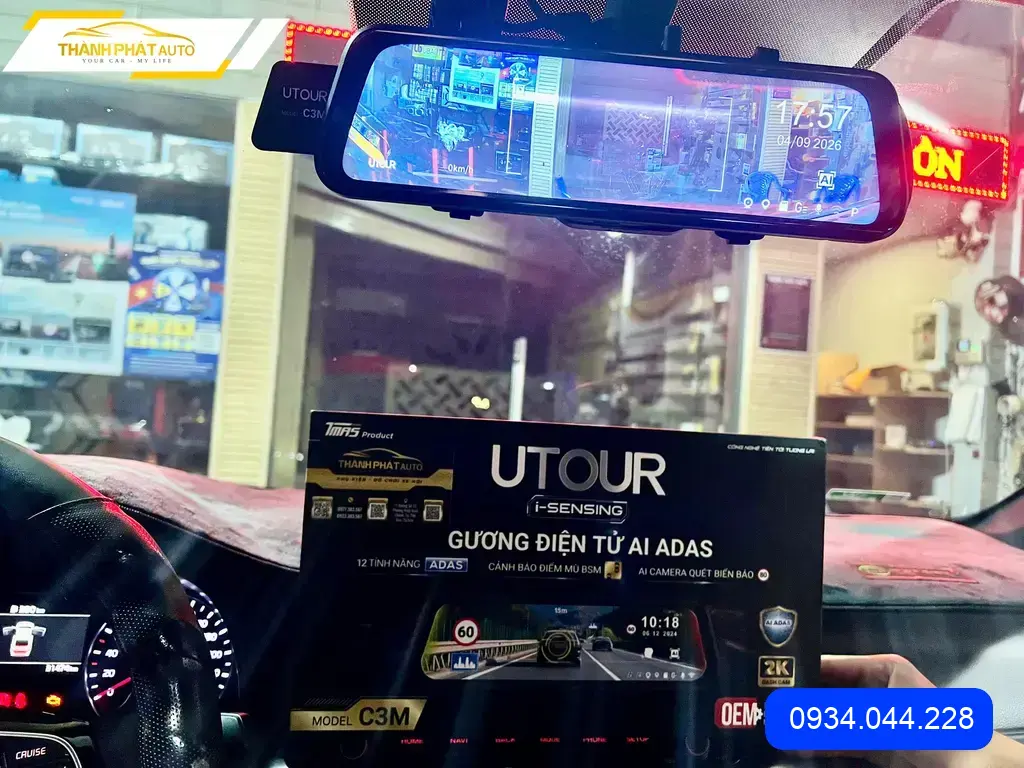 Chị Thảo lắp cam gương UTOUR Kia Soluto Quận Thủ Đức tăng an toàn ảnh thực tế 5