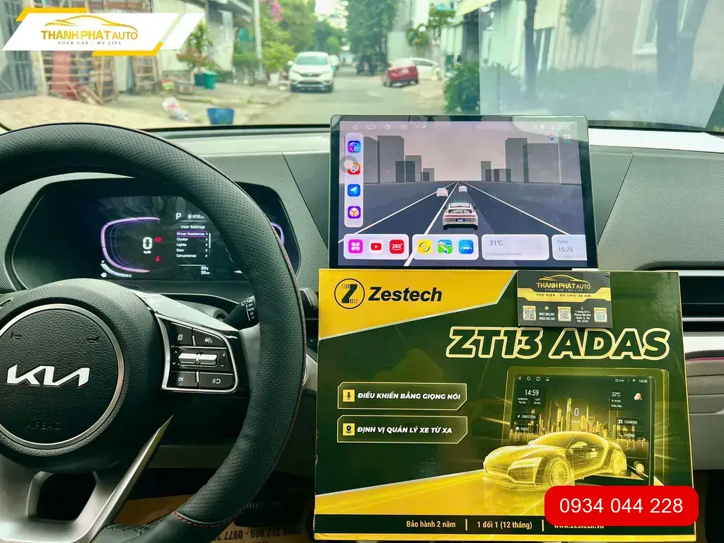 Anh Tấn nâng cấp màn hình 13inch ô tô cho Honda CRV tại Quận Thủ Đức