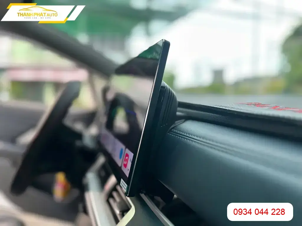 Anh Kiên lắp màn hình Android 13inch ô tô cho Ford Everest Quận 12 ảnh thực tế 3