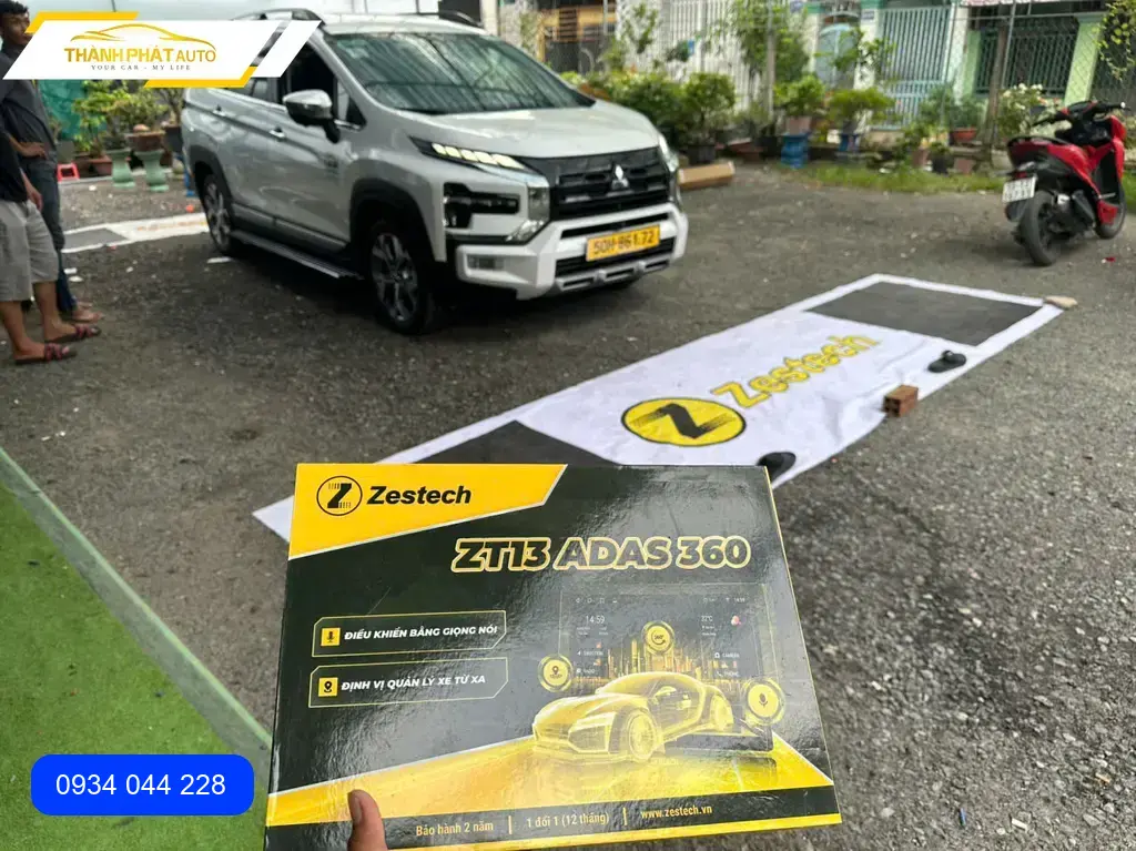 Anh Kiên lắp màn hình Android 13inch ô tô cho Ford Everest Quận 12 ảnh thực tế 4
