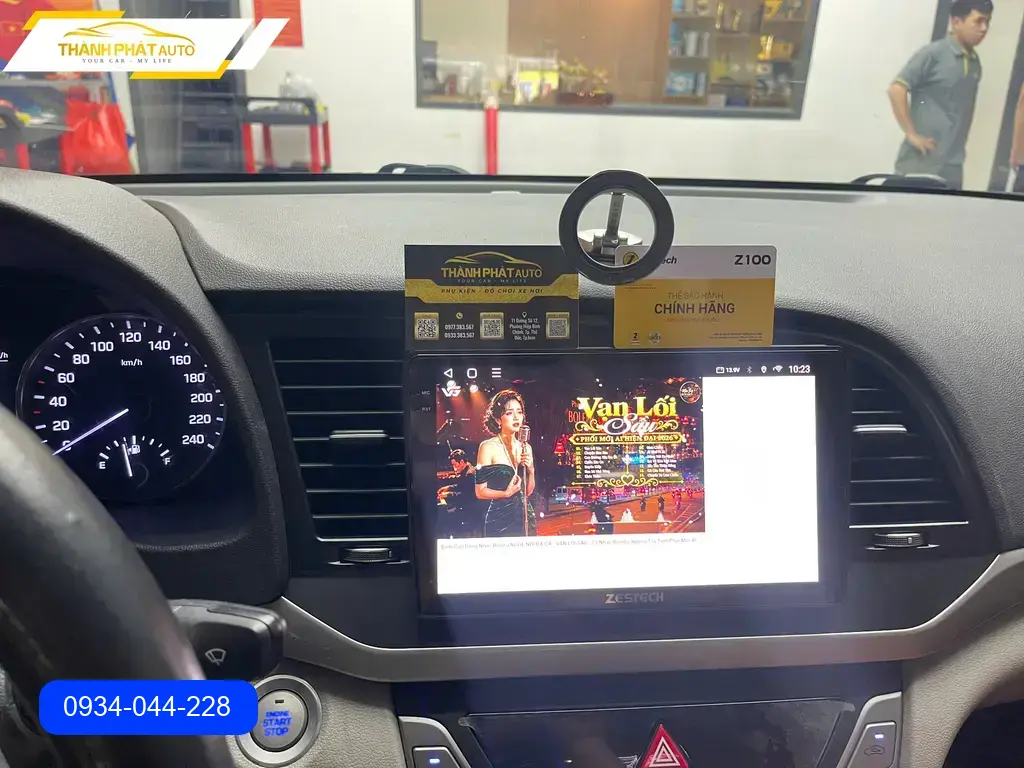 Cô Lệ lắp màn hình Android Hyundai Elantra Quận 12 cho xe thêm hiện đại ảnh thực tế 2