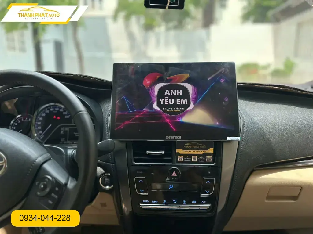 Chị Uyên lắp màn hình Android ô tô Honda Civic tại Quận 12 ảnh thực tế 2