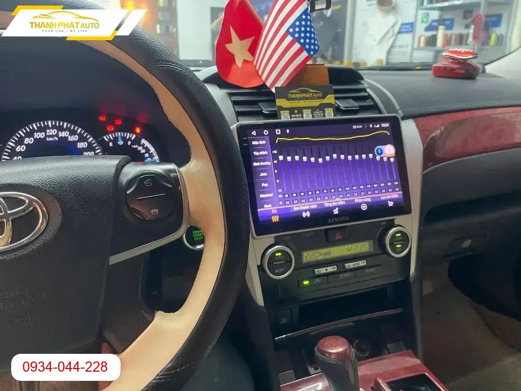 Anh Dũng lắp màn hình Android ô tô cho Hyundai Accent tại Quận 12