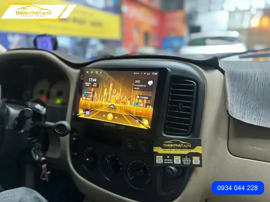 Anh Quang lắp màn hình Android ô tô cho Hyundai Elantra tại Thủ Đức