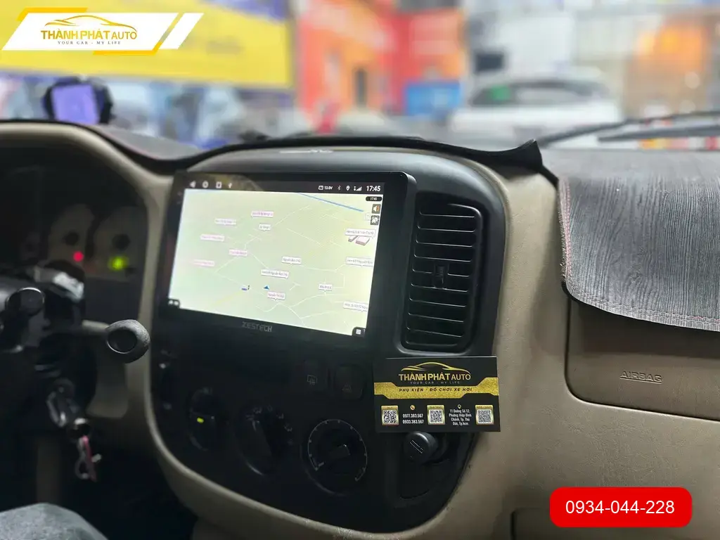 Anh Quang lắp màn hình Android ô tô cho Hyundai Elantra tại Thủ Đức ảnh thực tế 4