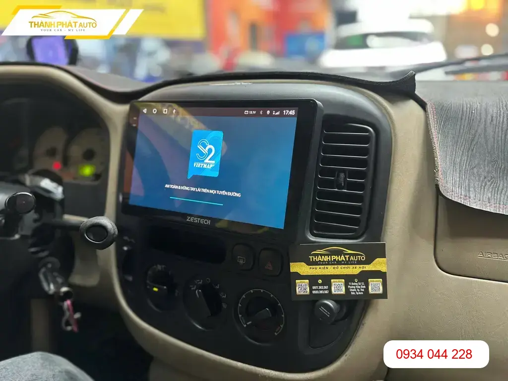 Anh Quang lắp màn hình Android ô tô cho Hyundai Elantra tại Thủ Đức ảnh thực tế 5