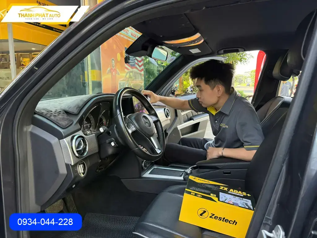 Lắp Màn Hình Android Ô Tô Thủ Đức cho Bác Tấn lái Mazda 3 xem dẫn đường ảnh thực tế 4