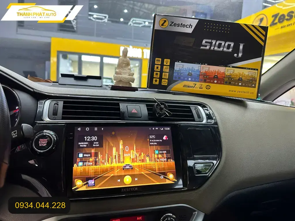 Chị Thảo lắp màn hình Android xe Honda CR-V tại Quận 12 vì màn zin thiếu tiện ích ảnh thực tế 4